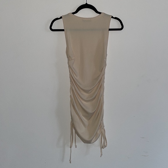 Adjustable Bodycon Dress - Picture 4 of 4